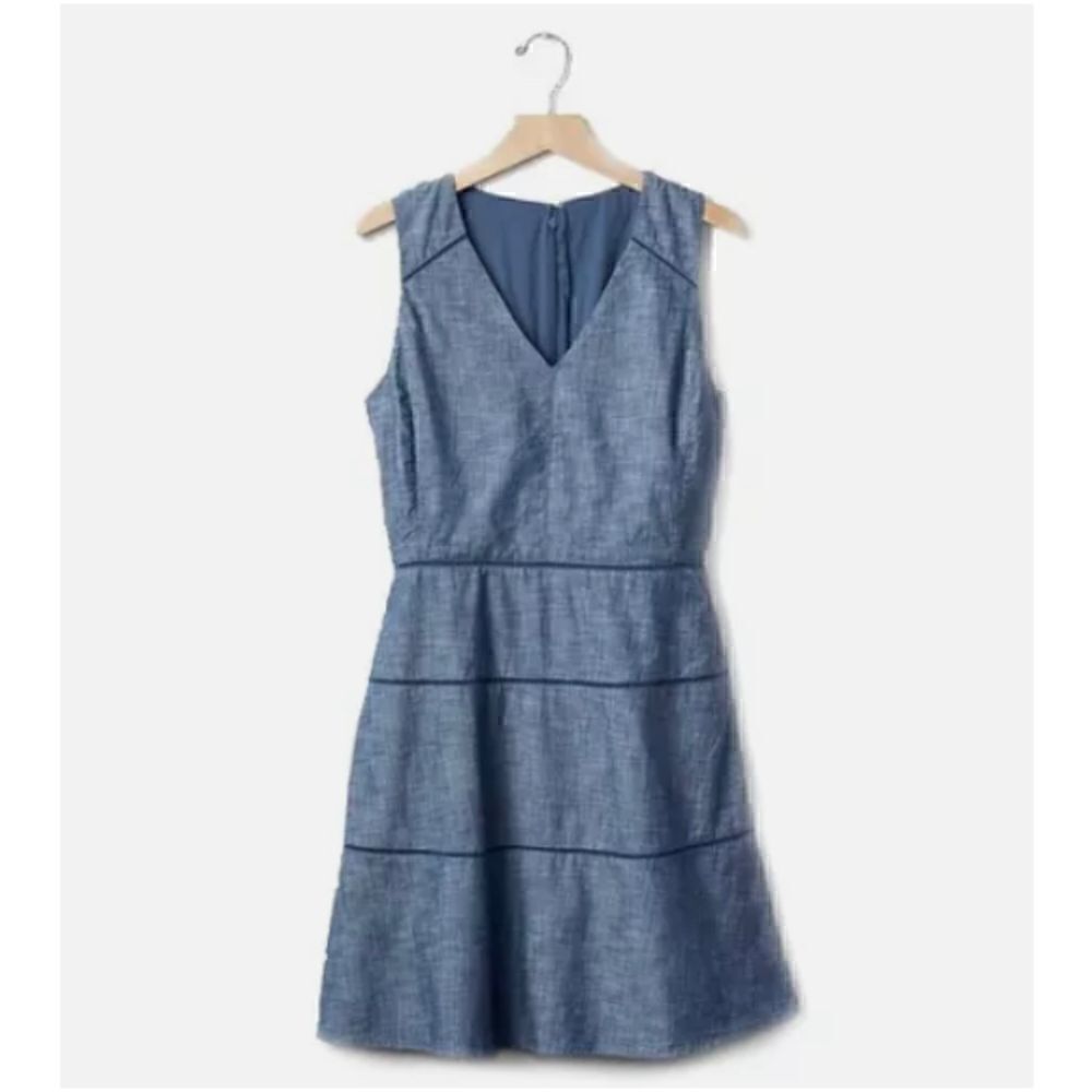 GAP v-neck Chambray Fit & Flair Dress - Picture 1 of 16